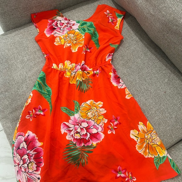 Old Navy Dresses & Skirts - Old navy Vneck tropical dress floral size XS